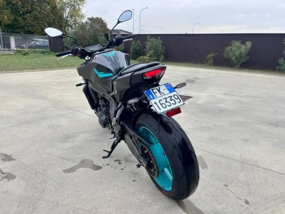 Yamaha MT-09 (2024 - 26) (6)