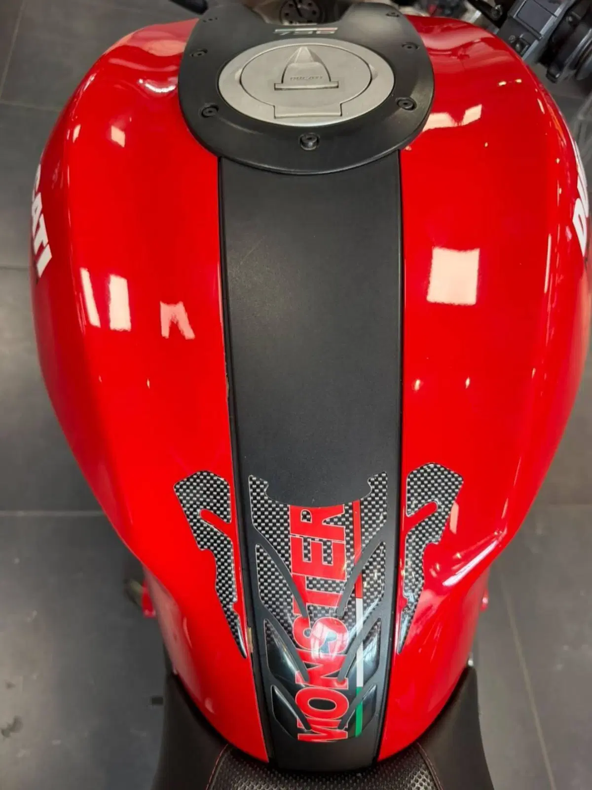 Ducati Monster 796 (2010 - 13) (6)