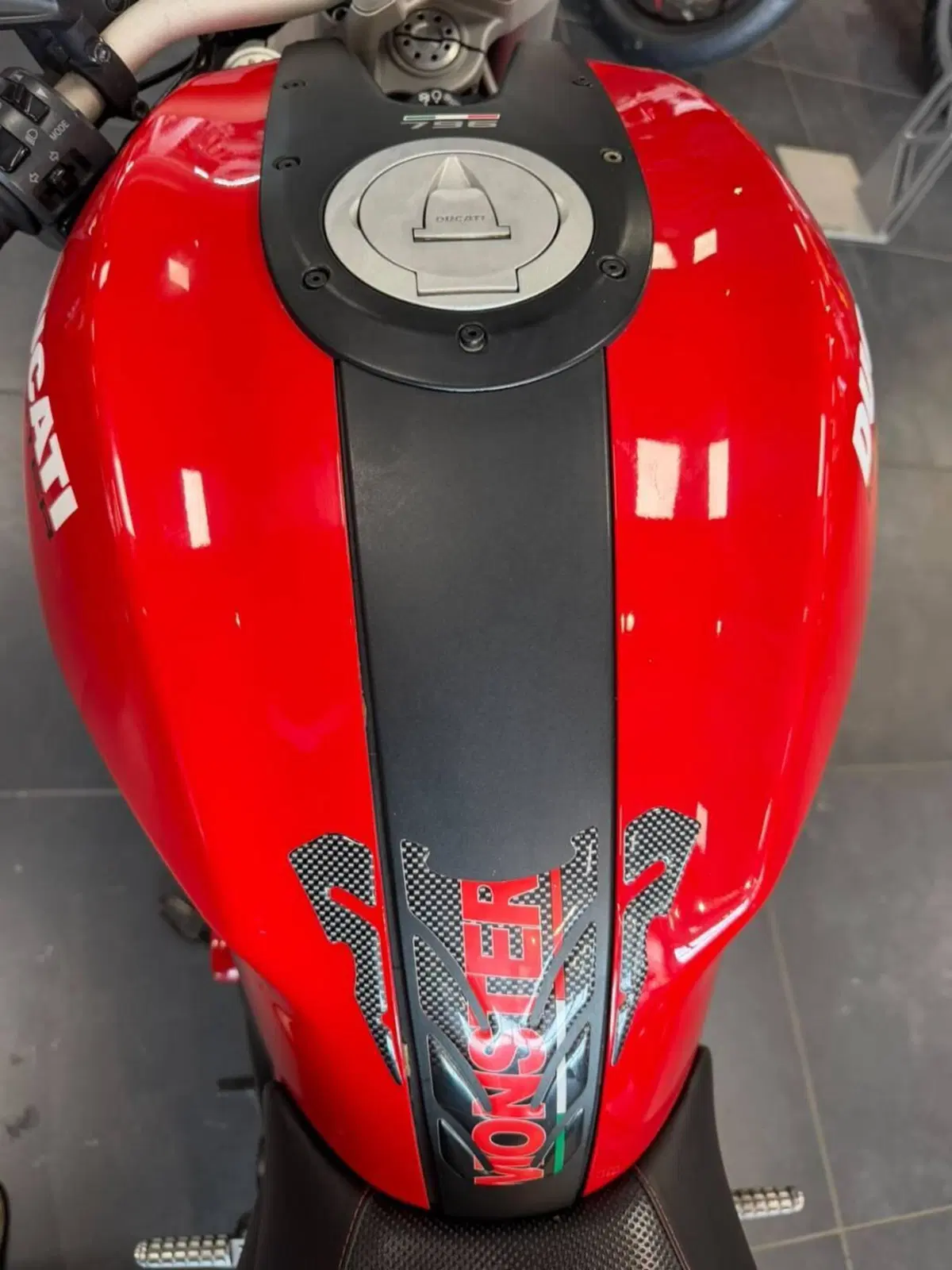 Ducati Monster 796 (2010 - 13) (18)