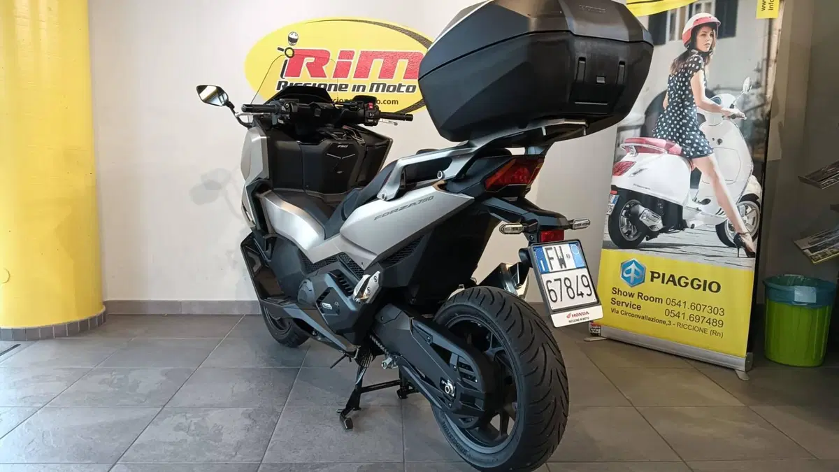 Honda Forza 750 (2025 - 26) (5)