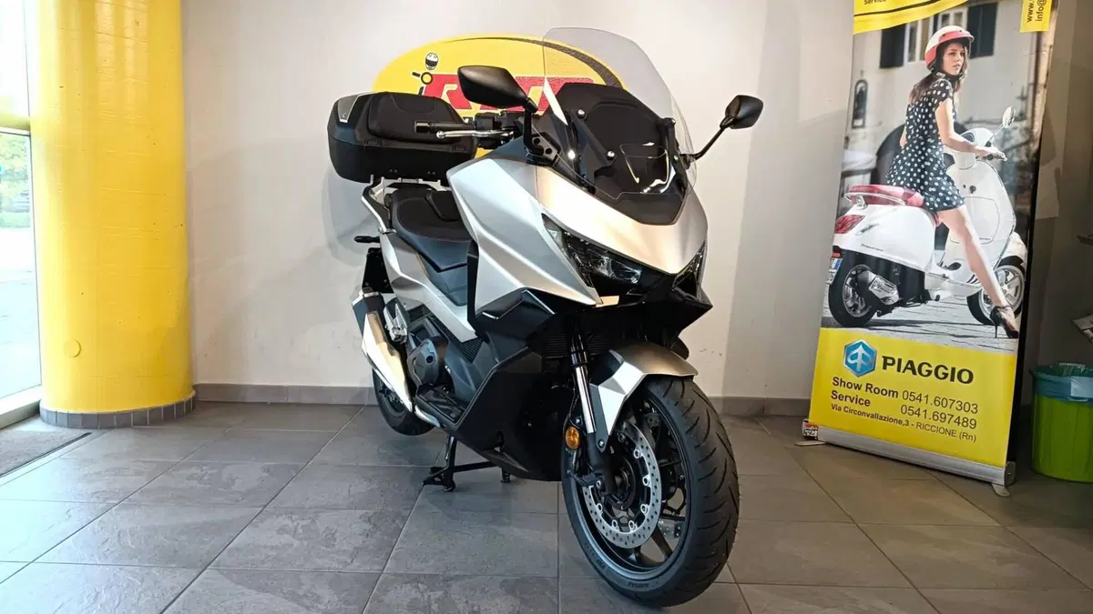 Honda Forza 750 (2025 - 26) (3)