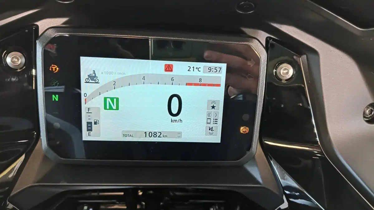 Honda Forza 750 (2025 - 26) (6)