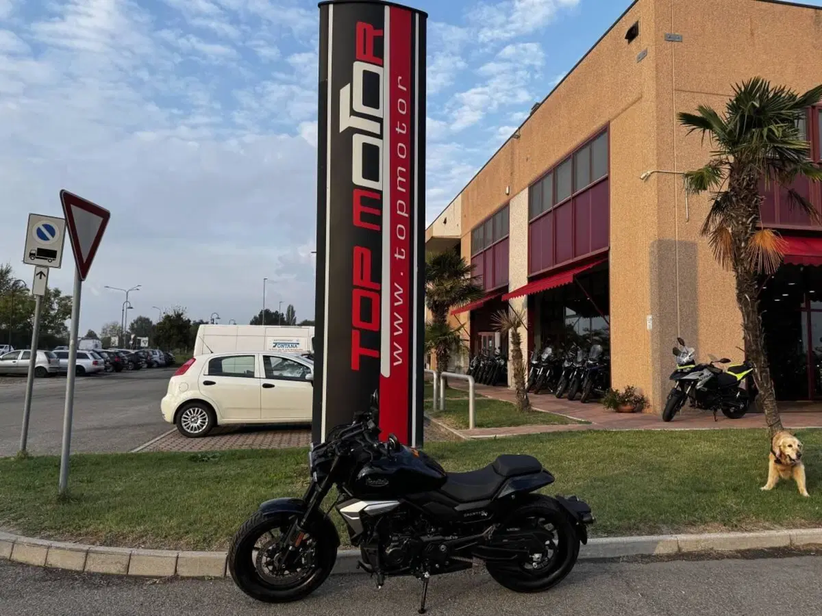 FB Mondial Spartan 600 (2026) (6)