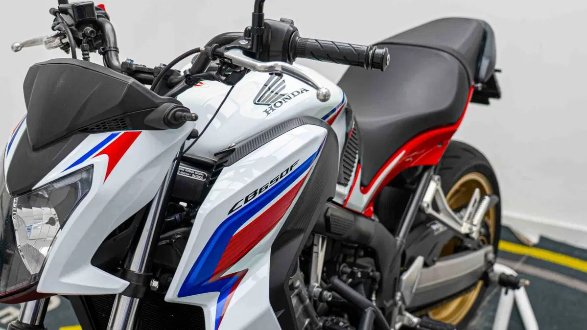 Honda CB 650 F ABS (2014 - 17) (18)