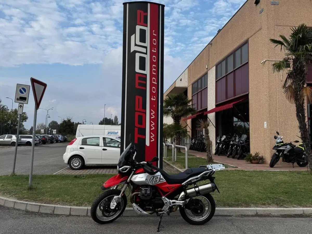 Moto Guzzi V85 TT (2024 - 26) (7)