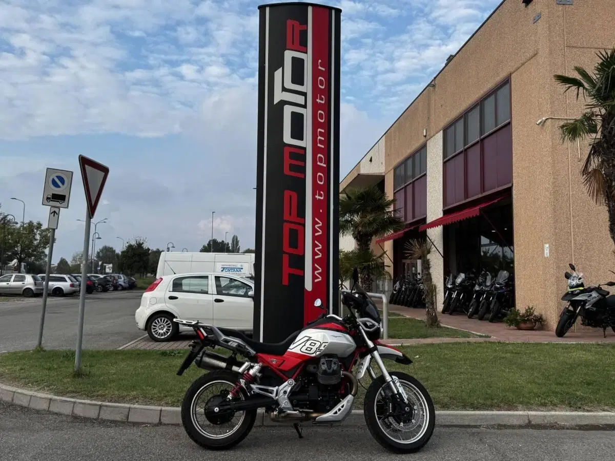 Moto Guzzi V85 TT (2024 - 26)
