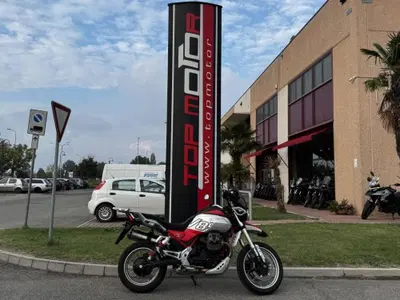 Moto Guzzi V85 TT (2024 - 26) usata