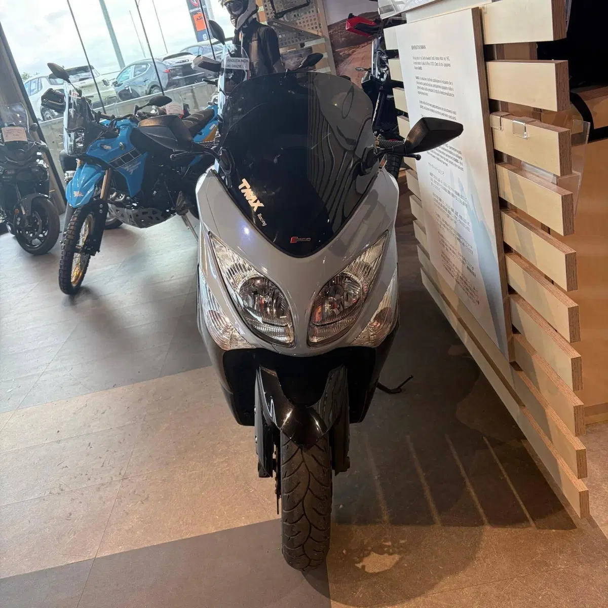 Yamaha T-Max 500 (2008 - 12) (7)