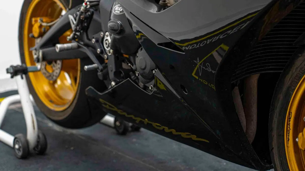 Triumph Daytona 675 (2006 - 08) (3)