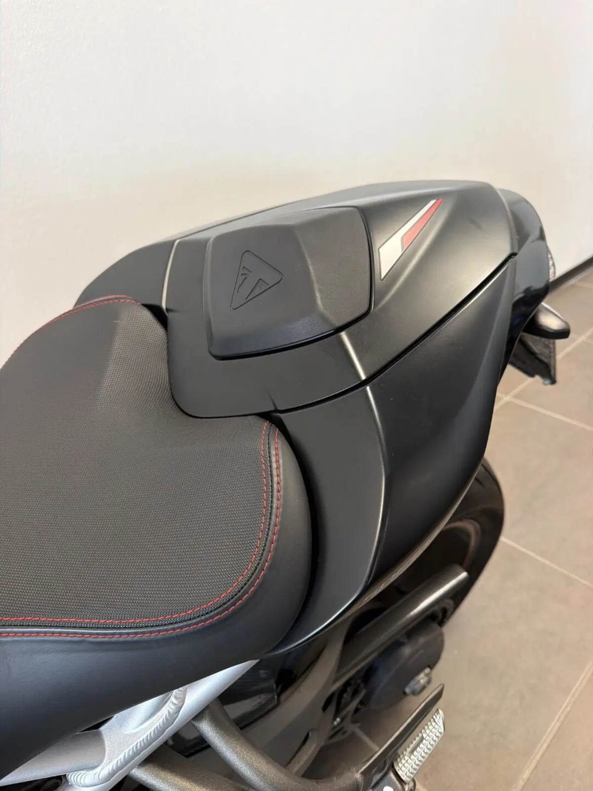 Triumph Speed Triple 1050 RS (2018 - 20) (5)