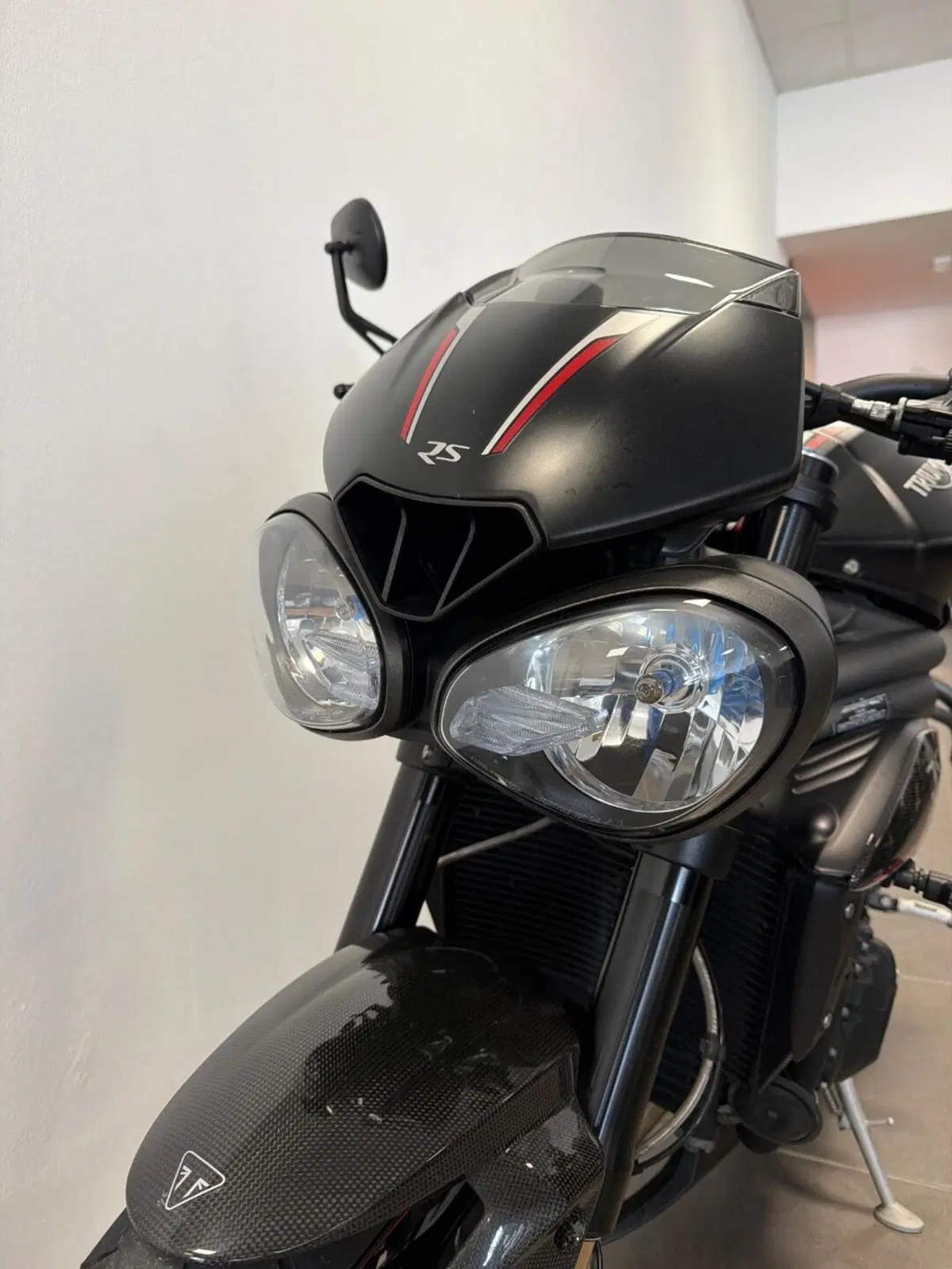 Triumph Speed Triple 1050 RS (2018 - 20) (13)