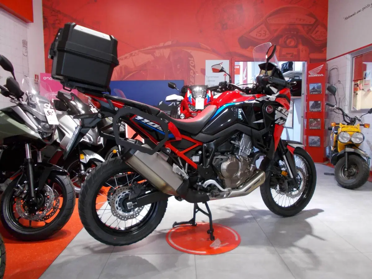 Honda Africa Twin CRF 1100L Urban (2022 - 23) (12)