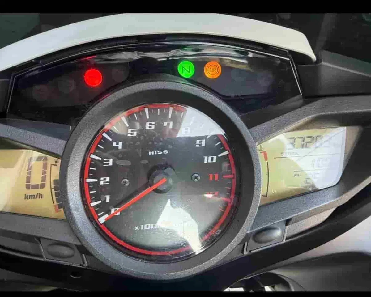 Honda VFR 1200 F ABS (2009 - 16) (8)