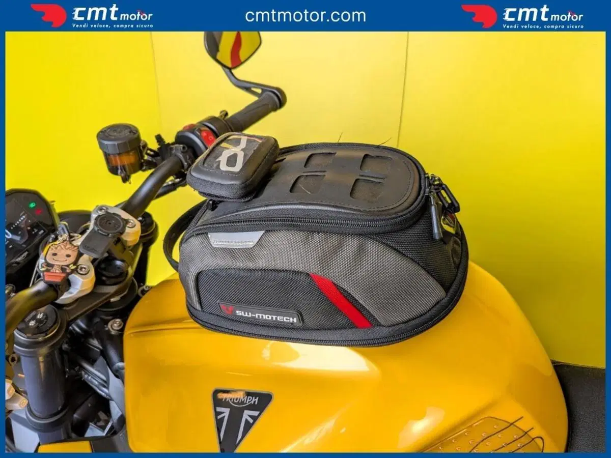 Triumph Street Triple 765 RS (2023 - 26) (9)