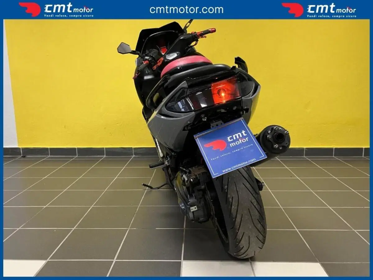 Yamaha T-Max 500 (2004 - 07) (4)