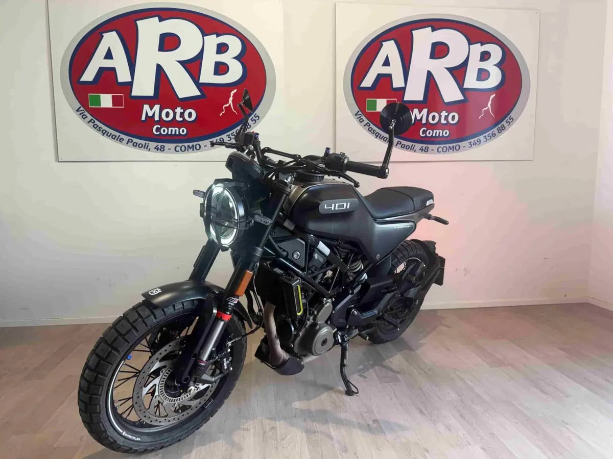 Husqvarna Svartpilen 401 (2021 - 23) (2)
