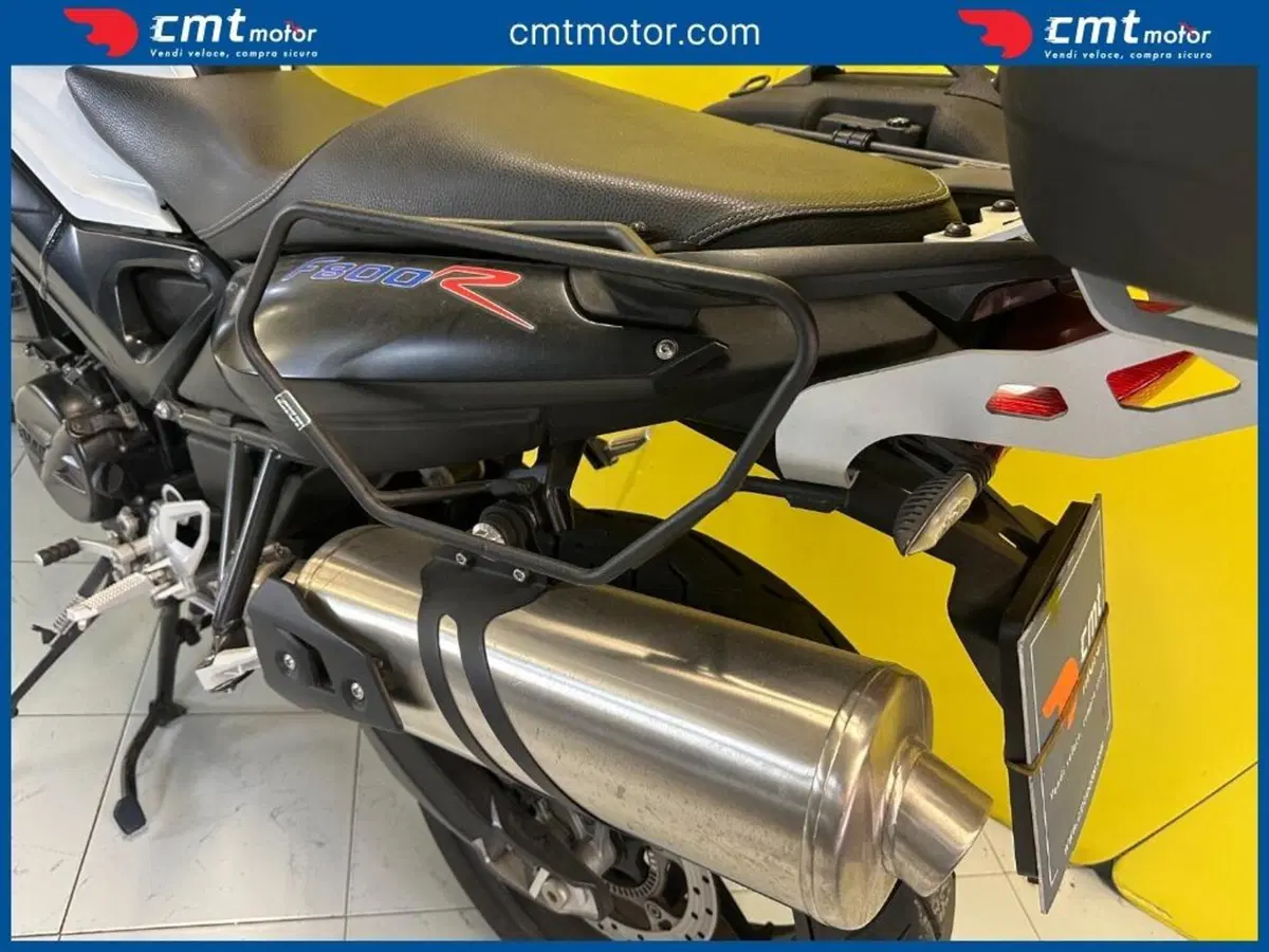 Bmw F 800 R (2015 - 16) (8)