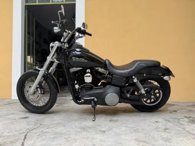 Harley-Davidson 1584 Street Bob (2008 - 15) - FXDB usata