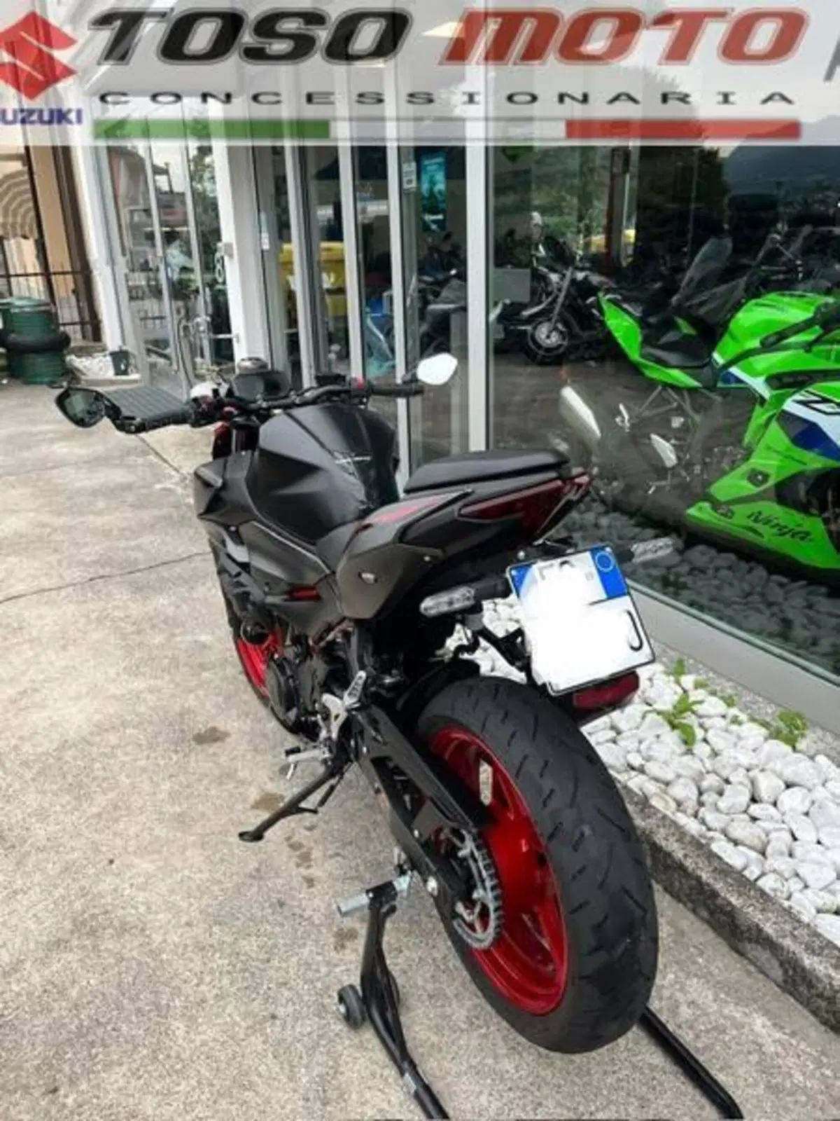 Kawasaki Z 500 SE (2024 - 27) (9)