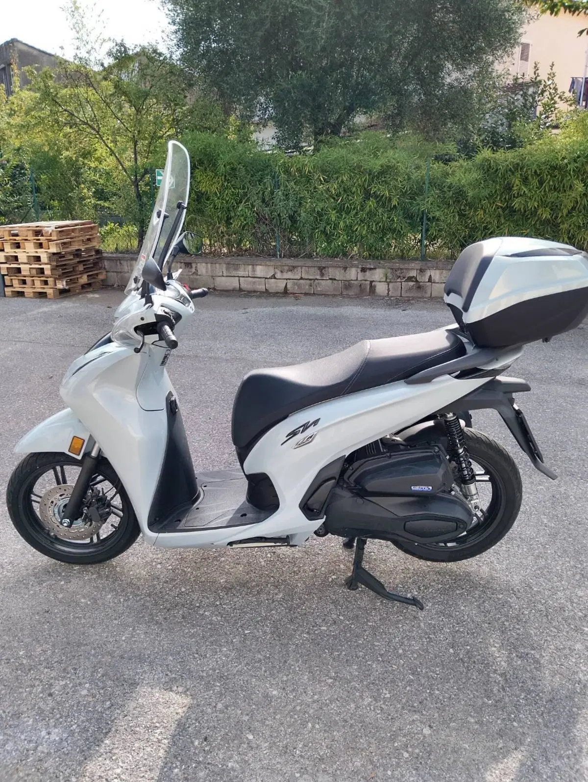 Honda SH 350i GT (2025 - 26) (2)