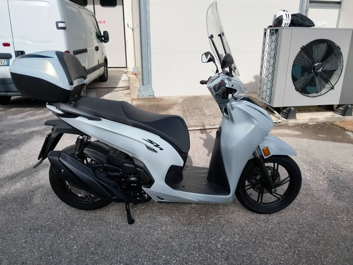 Honda SH 350i GT (2025 - 26) (19)