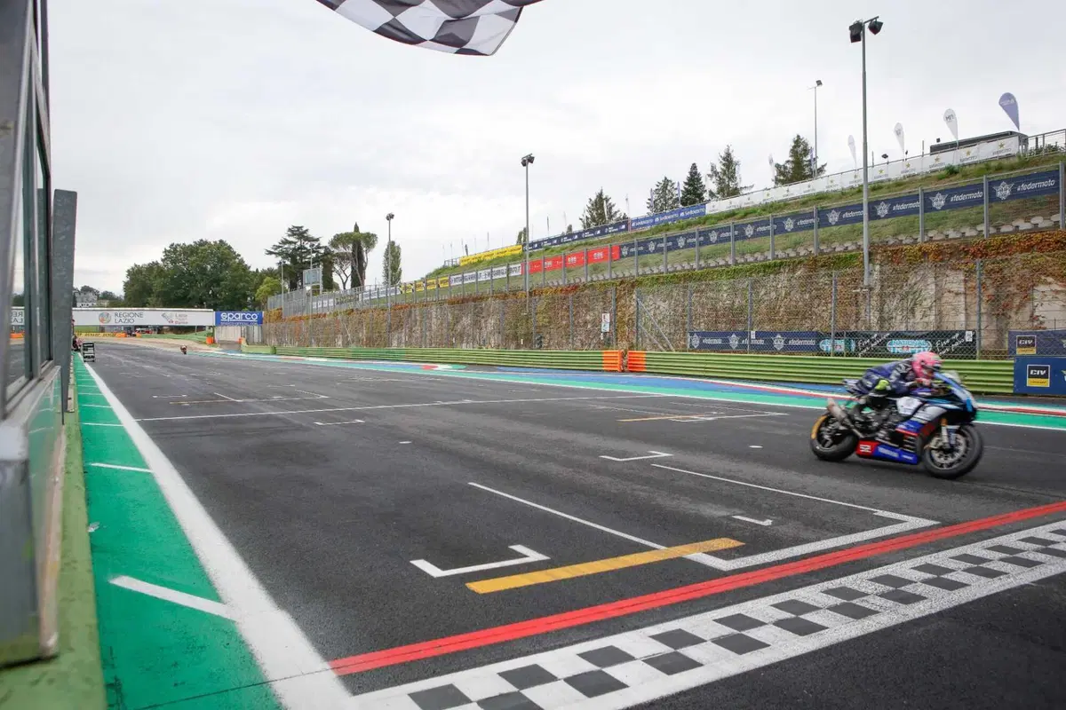 Dunlop CIV 2026, Vallelunga: Alessandro Delbianco e Lorenzo Dalla Porta Campioni Italiani 2026 [GALLERY] (4)