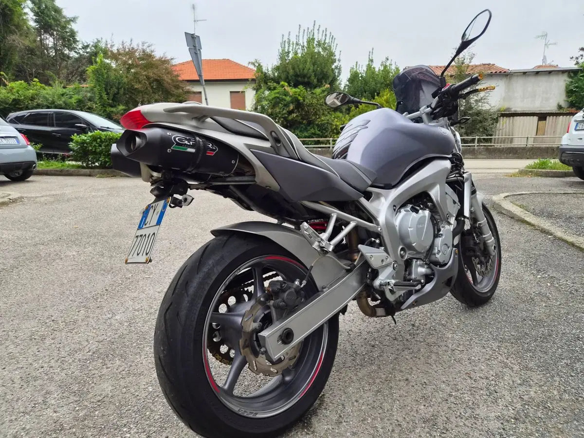 Yamaha FZ6 (2004 - 07) (3)