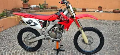 Honda CRF 250R (2007) usata