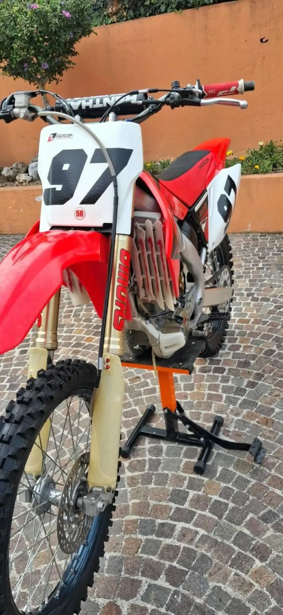 Honda CRF 250R (2007) (3)