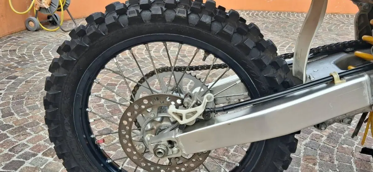 Honda CRF 250R (2007) (9)