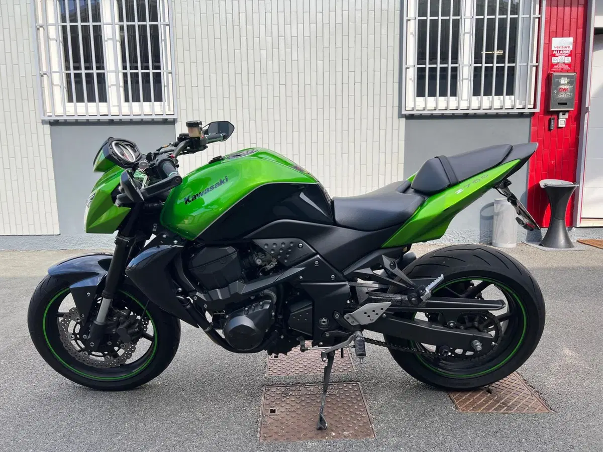 Kawasaki Z 750 (2007 - 14) (2)