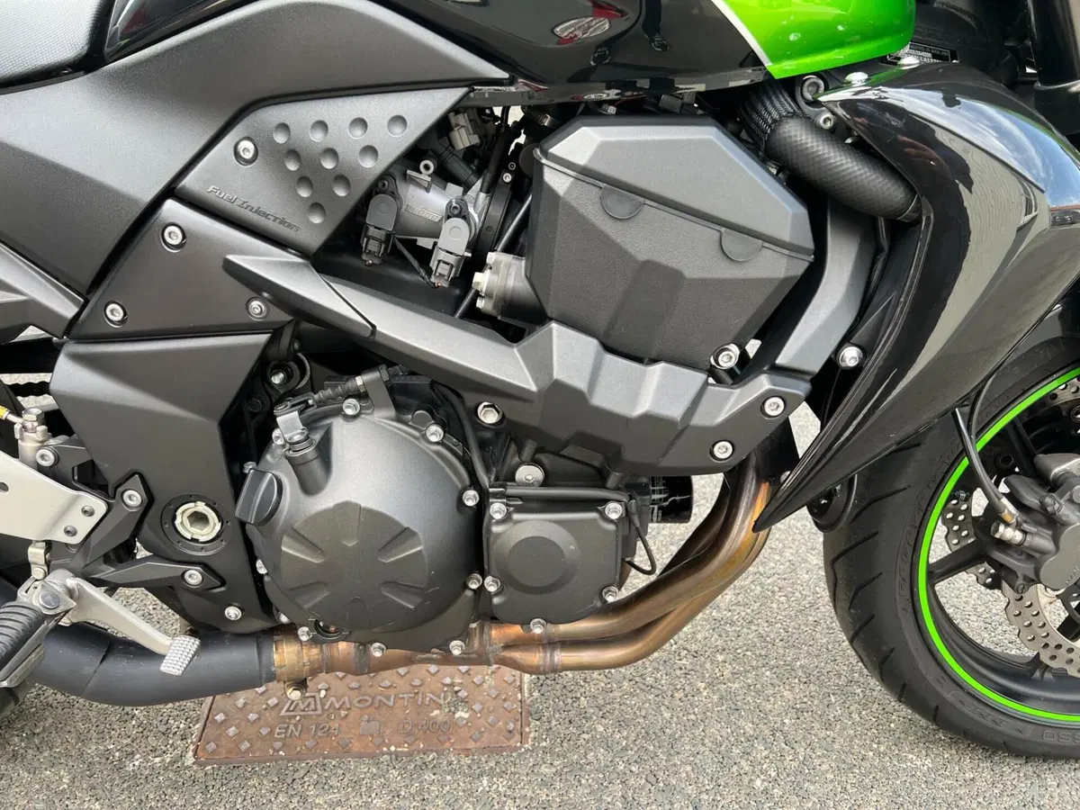 Kawasaki Z 750 (2007 - 14) (12)