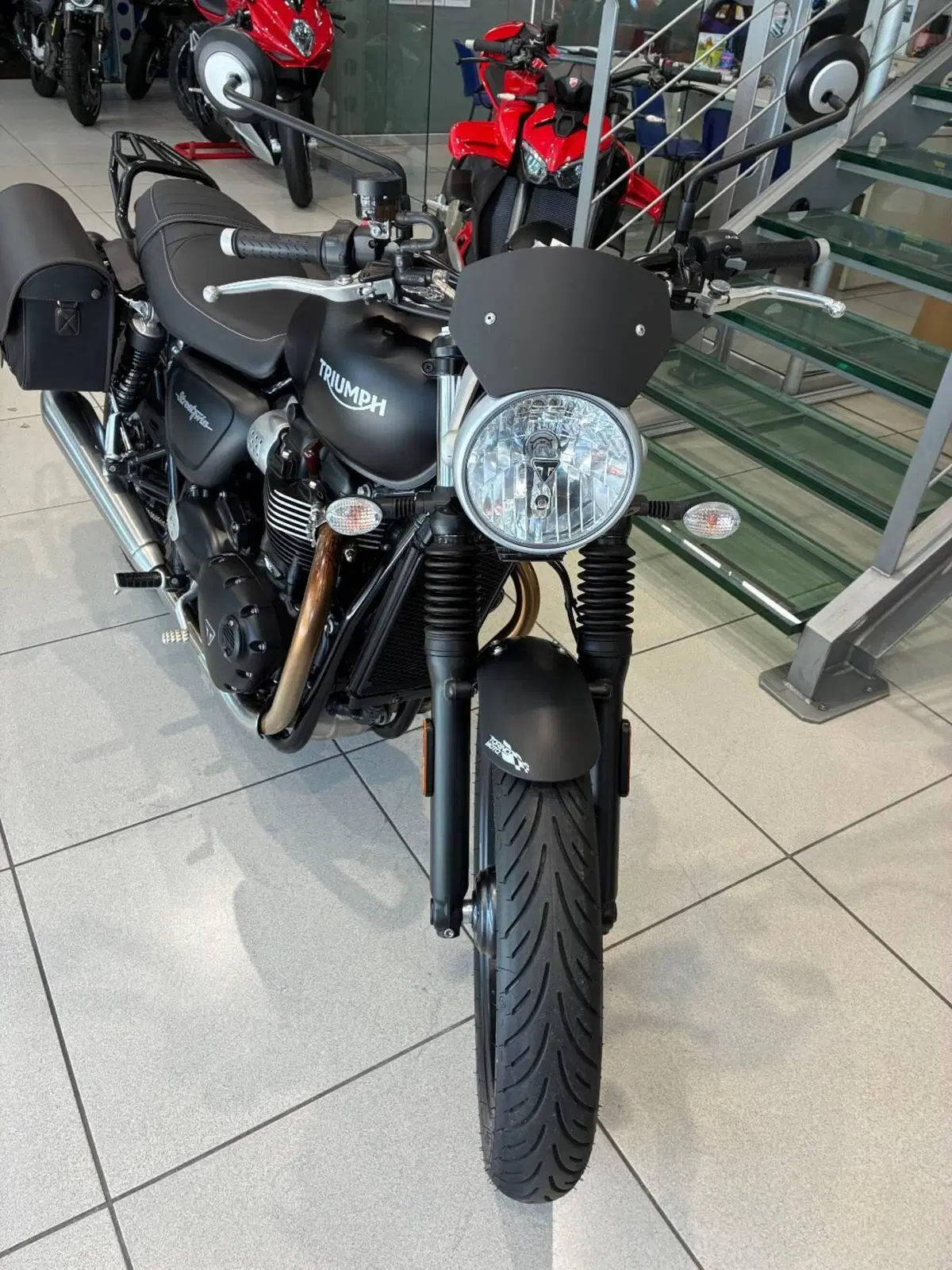 Triumph Street Twin 900 (2019 - 20) (3)