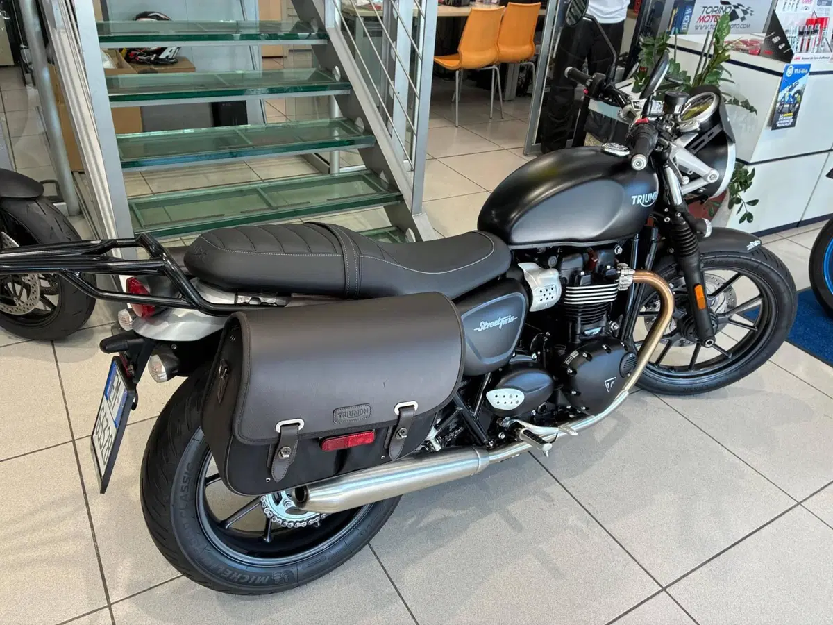 Triumph Street Twin 900 (2019 - 20) (6)
