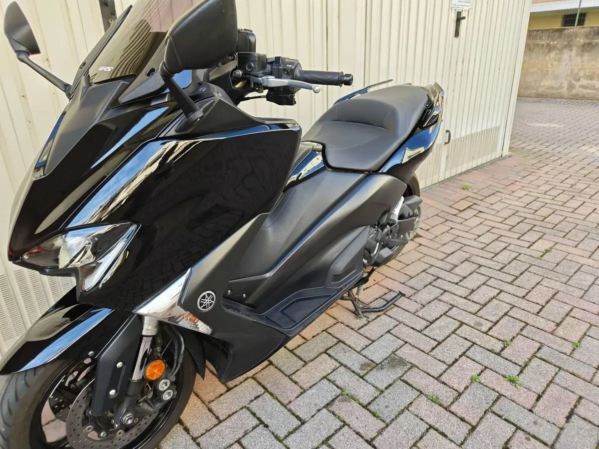 Yamaha T-Max 530 (2017 - 19) (3)