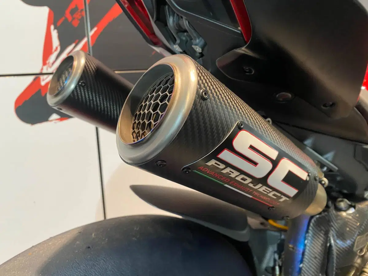 Scarico SC Project Panigale V4 - disponibili anche SC-Project Exhaust (6)