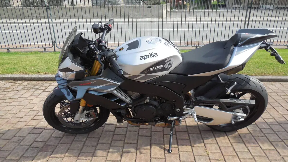 Aprilia Tuono V4 (2025 - 26) (2)