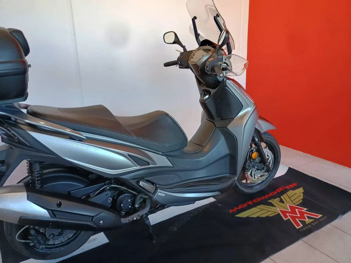 Kymco Agility 300i (2020) (10)