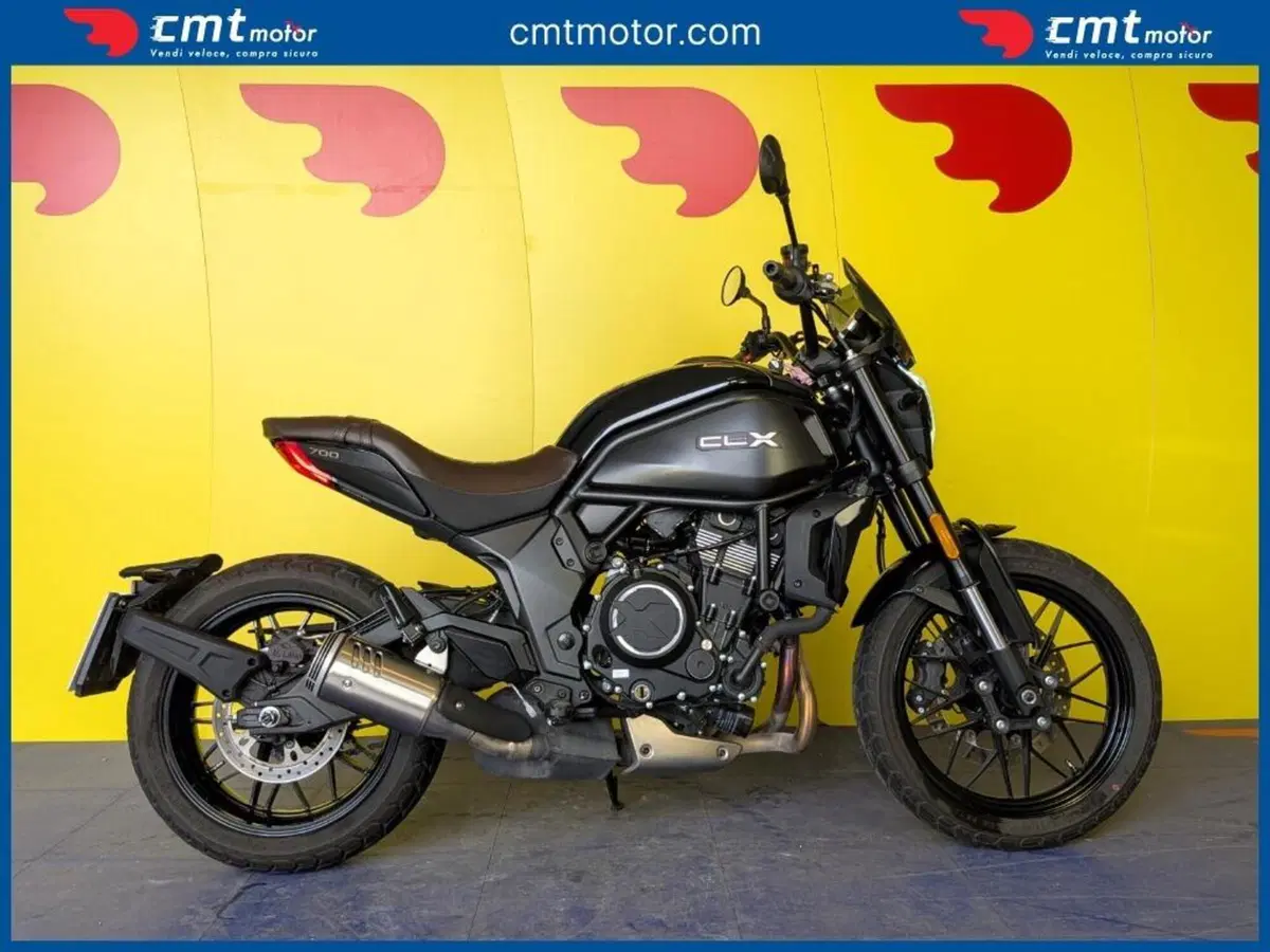 CFMOTO 700CL-X Heritage (2021 - 26)