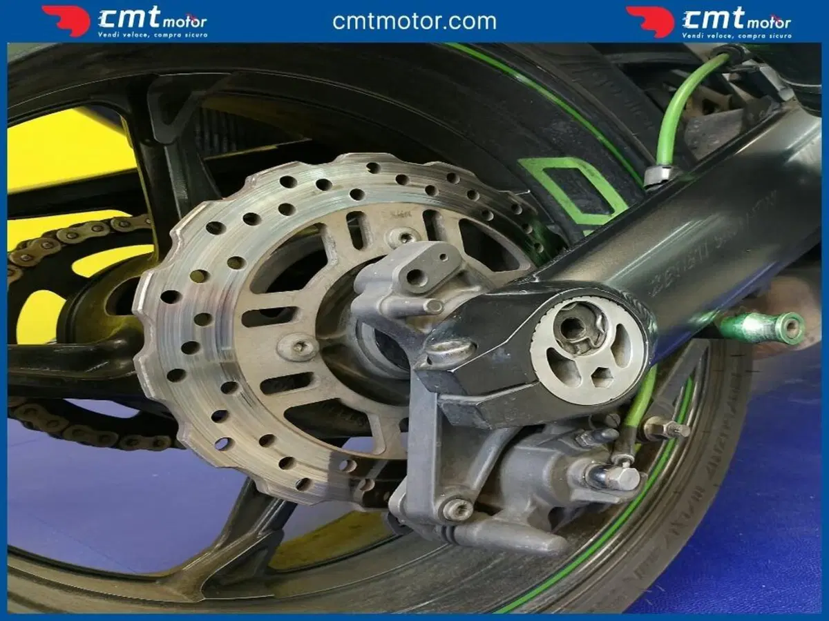 Kawasaki Z 1000 (2010 - 13) (14)