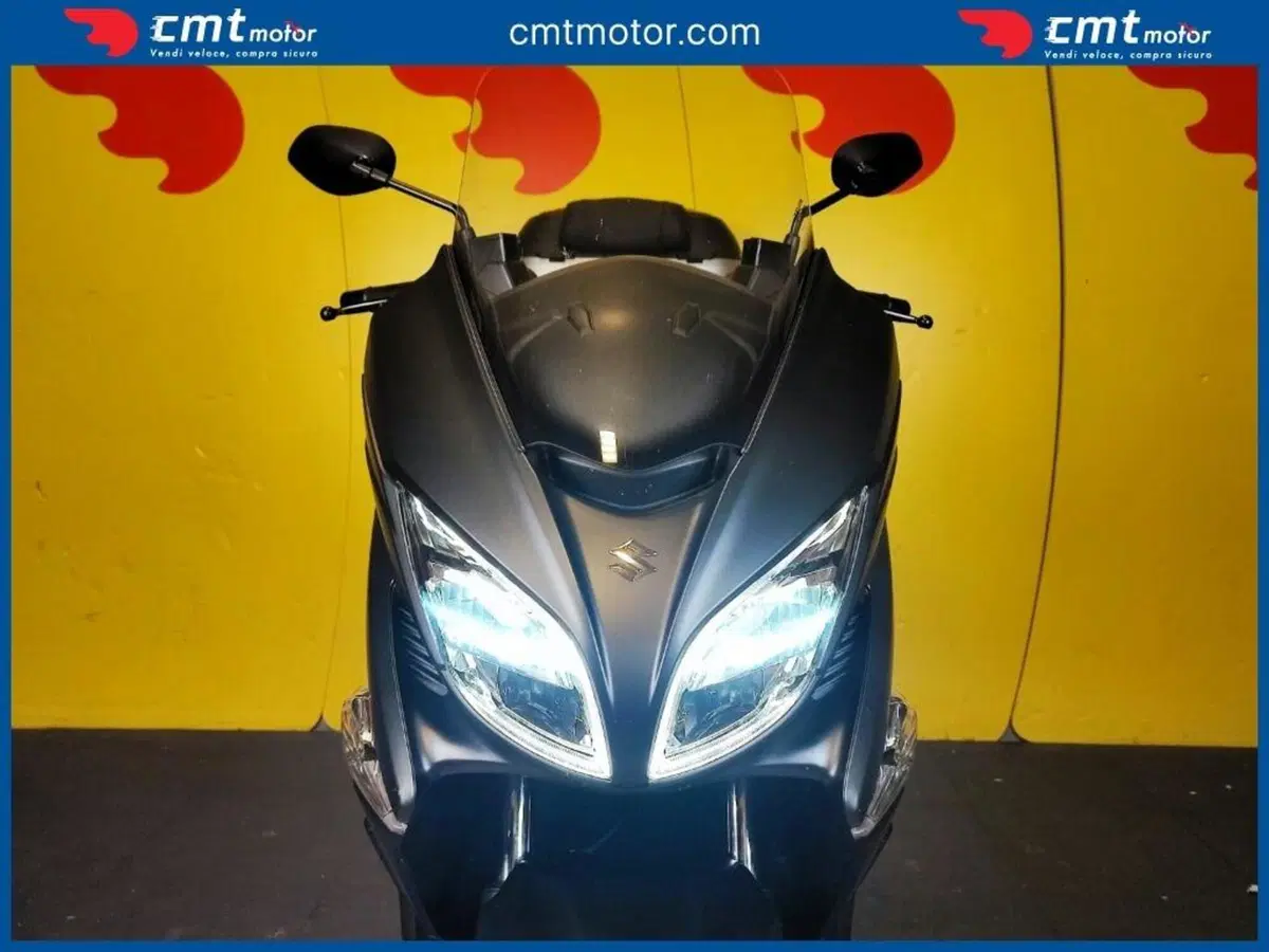 Suzuki Burgman 400 (2022 - 24) (6)
