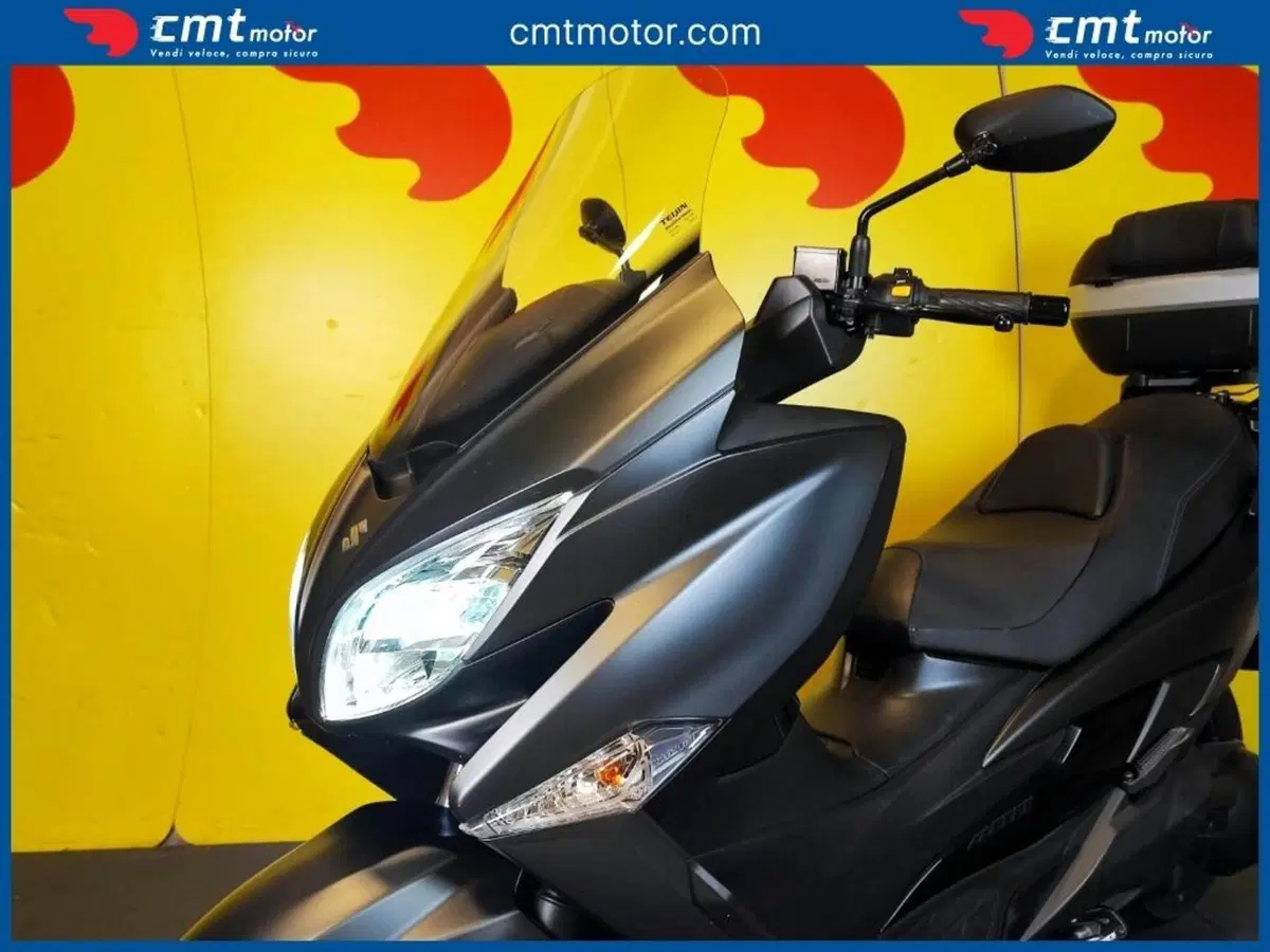 Suzuki Burgman 400 (2022 - 24) (7)