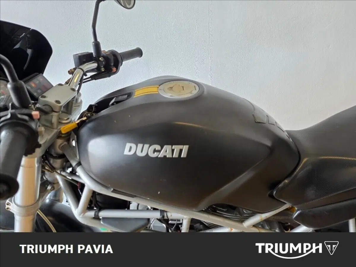 Ducati Monster 600 Dark (1998 - 01) (18)