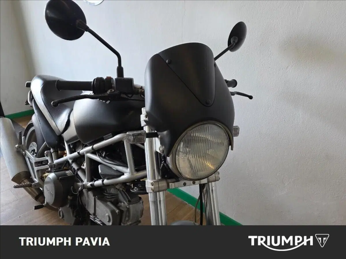 Ducati Monster 600 Dark (1998 - 01) (7)