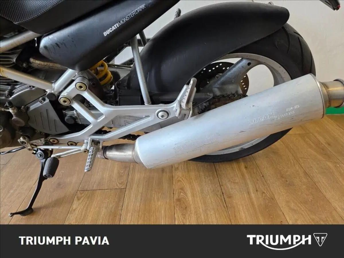 Ducati Monster 600 Dark (1998 - 01) (20)