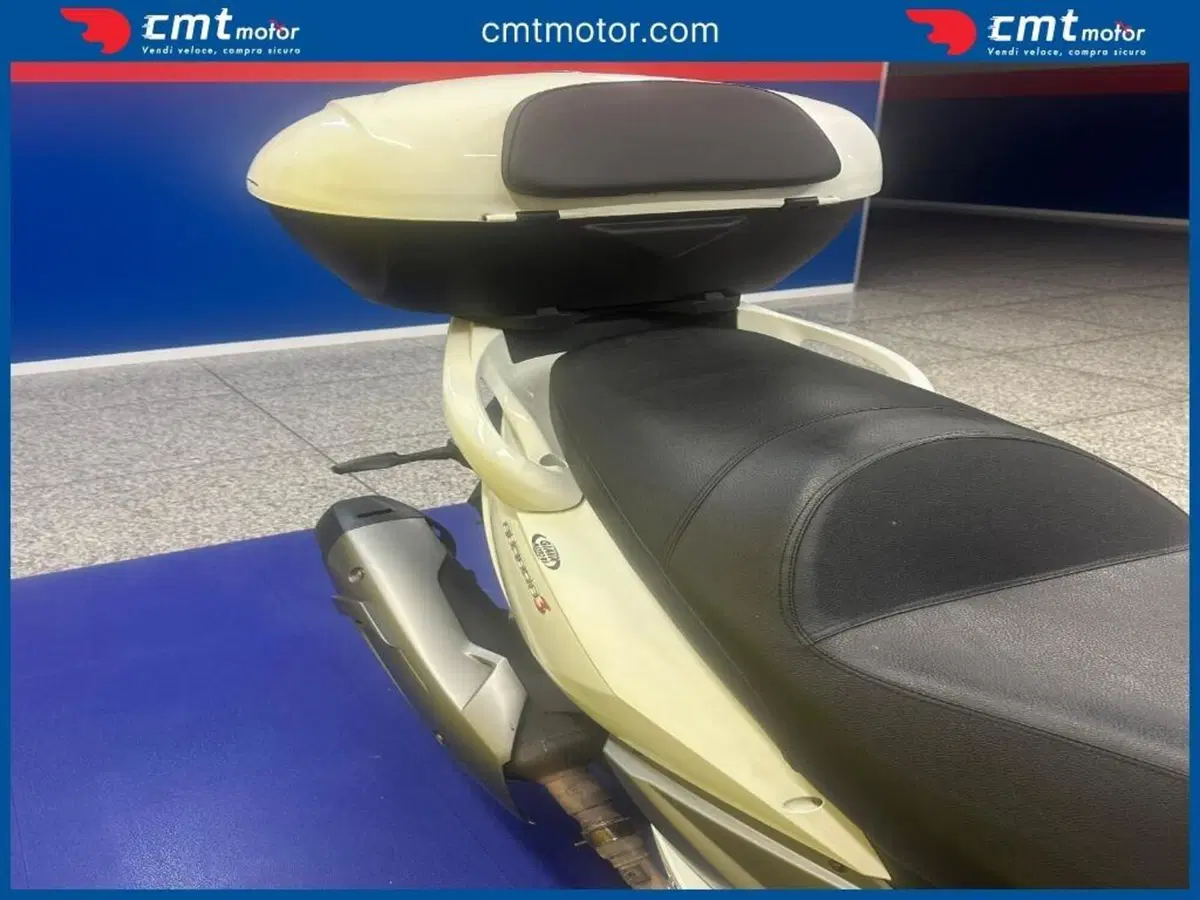 Quadro 350 S (2013 - 16) (10)
