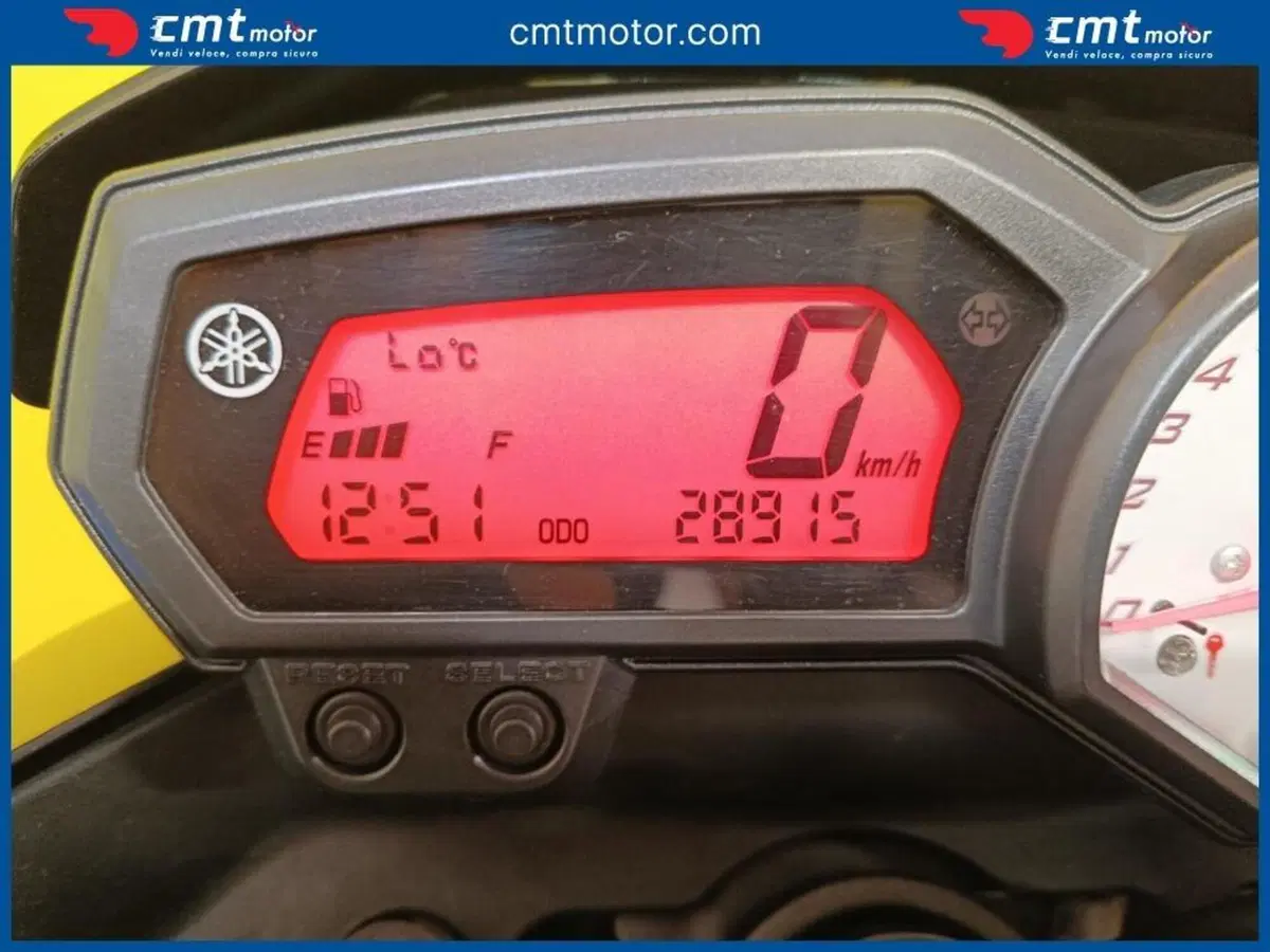Yamaha FZ8 (2010 - 12) (5)