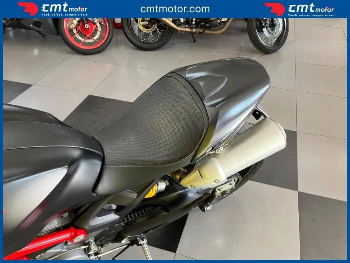 Ducati Monster 796 (2010 - 13) (7)