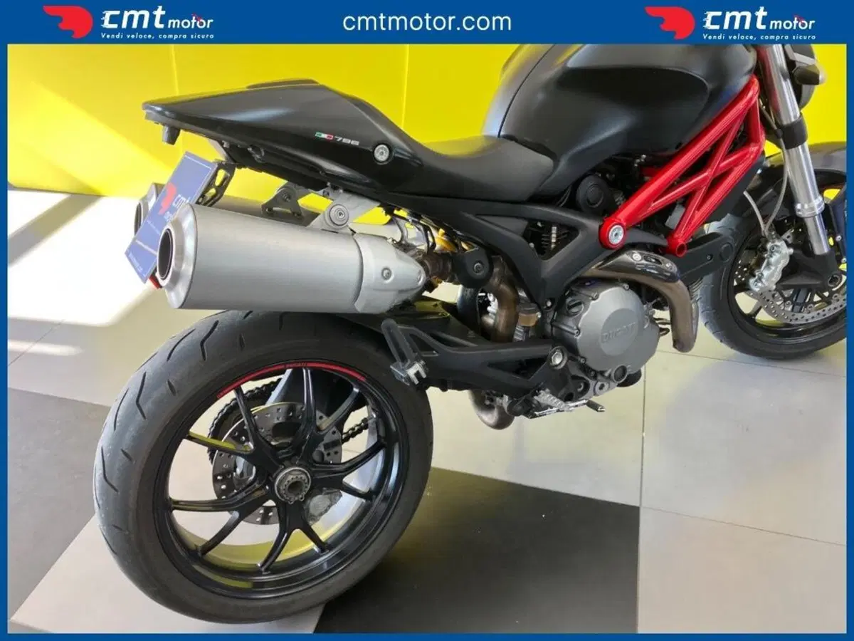 Ducati Monster 796 (2010 - 13) (8)