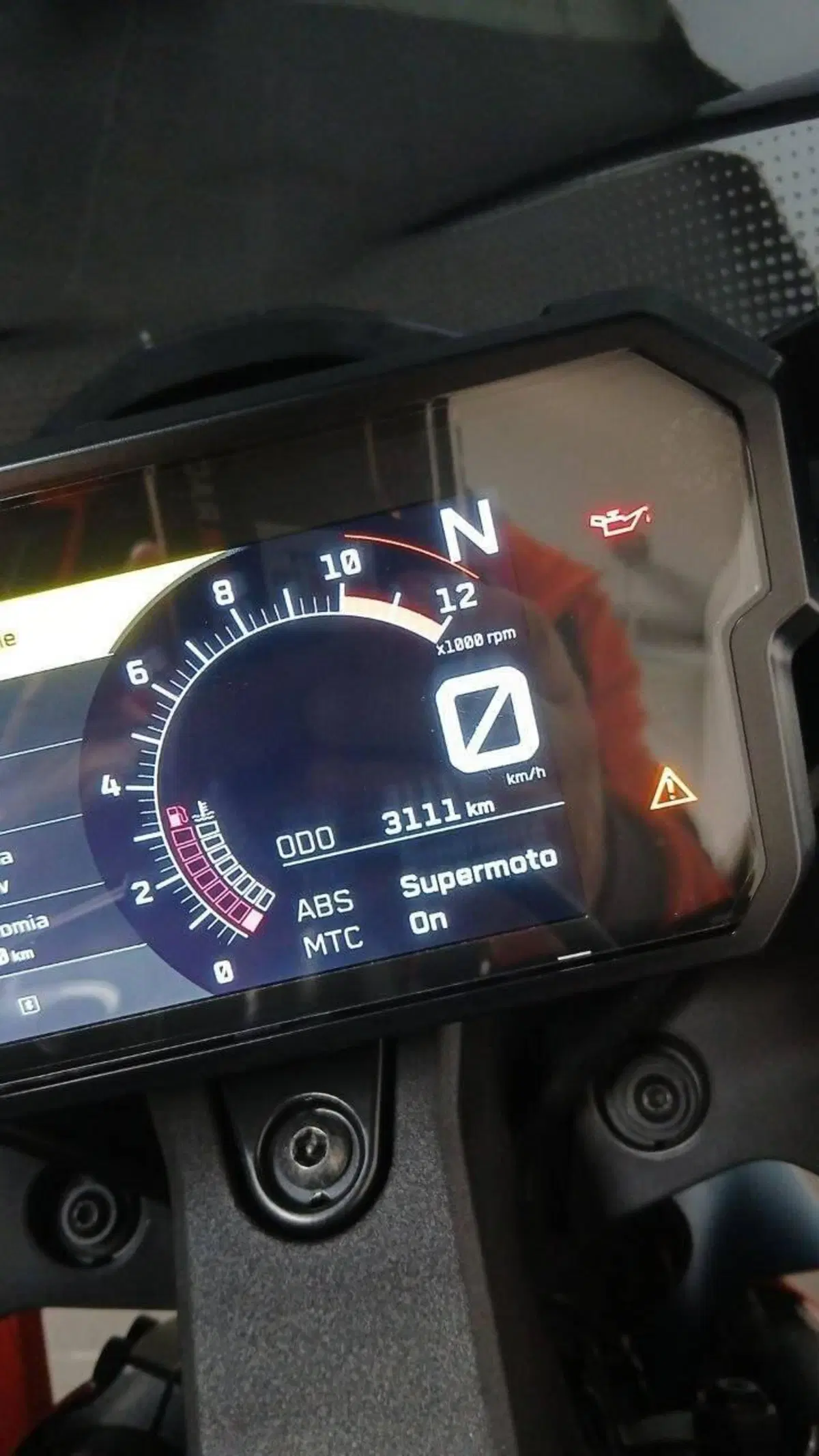 KTM RC 390 (2022 - 26) (6)